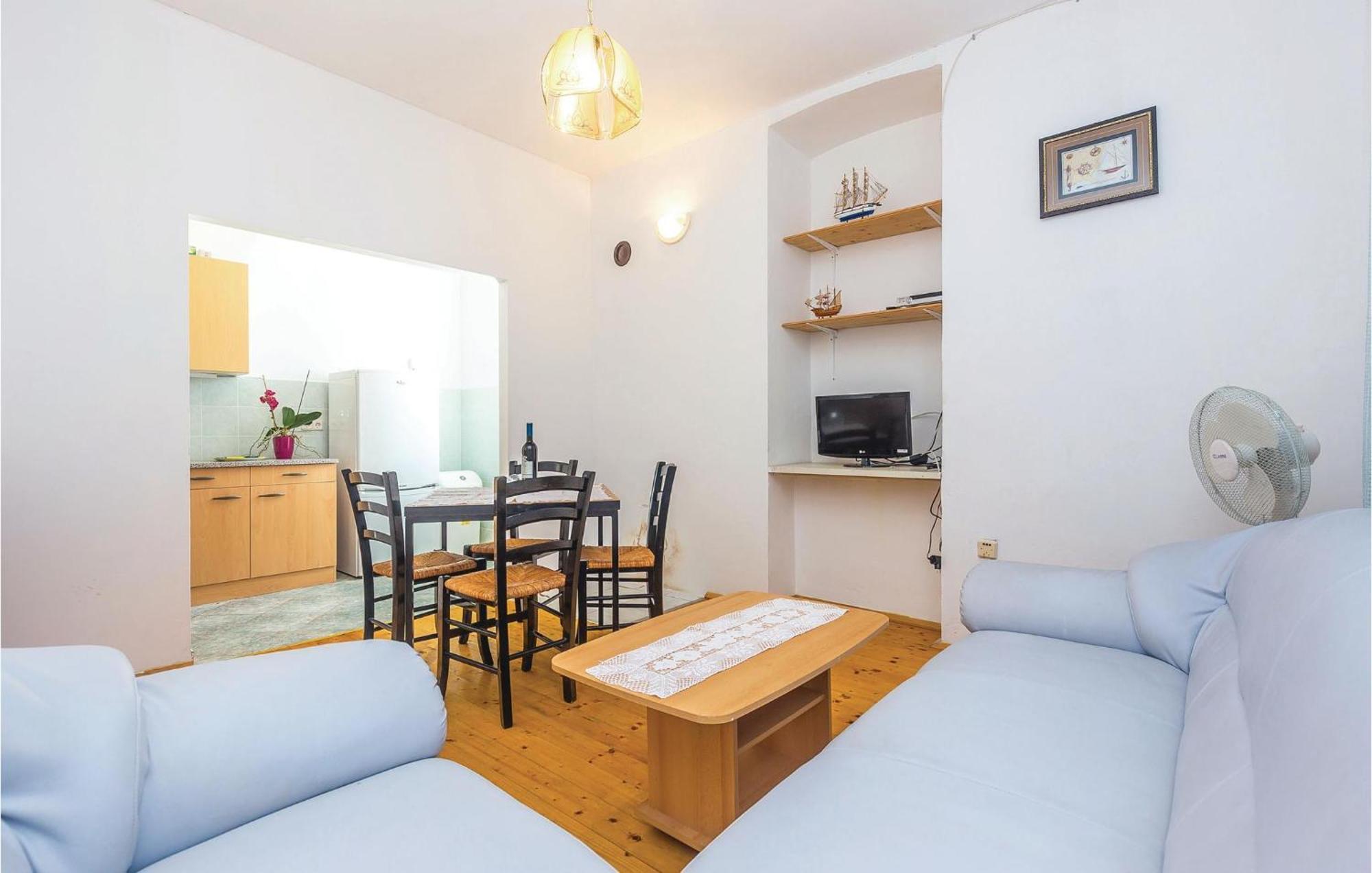 Stunning In With Kitchen Crikvenica
